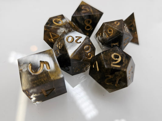The Legend of the Dragon’s Gold Polyhedral Dice Set