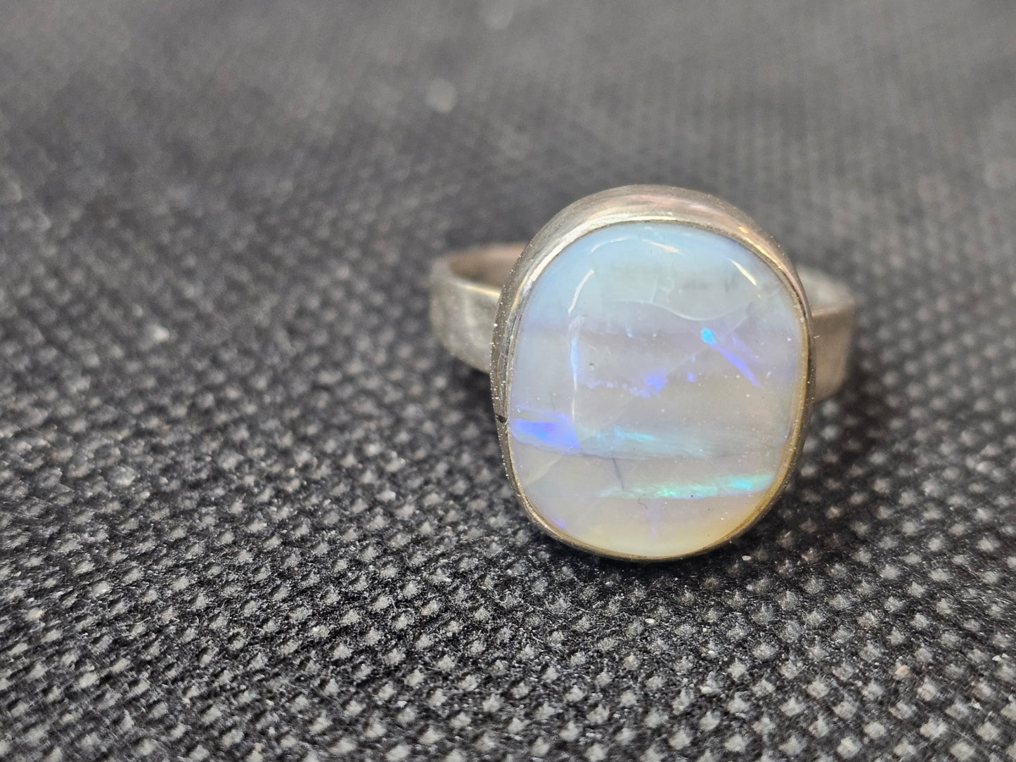 Handcrafted Silver Australian Lightning Ridge Opal Ring (Size 7)